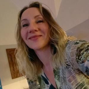 Meet your Posher, Alicia